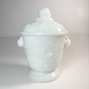 Westmoreland White Milk‎ Glass Lidded Jar Blackberries